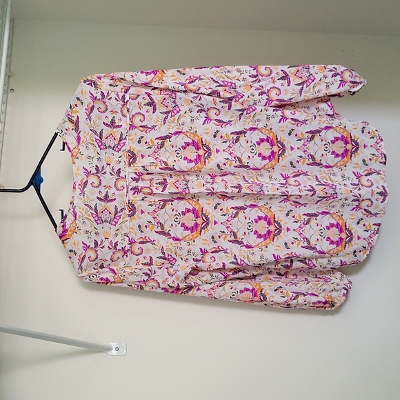 V-neck Boho flower print Blouse - Picture 6 of 7